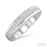 1 Ctw Princess Cut Diamond Wedding Band in 14K White Gold