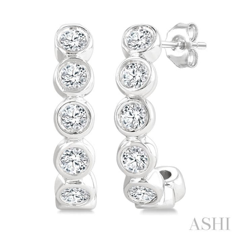 1/4 Ctw Petite Bezel Set Round Cut Diamond Fashion Half Hoop Earrings in 10K White Gold