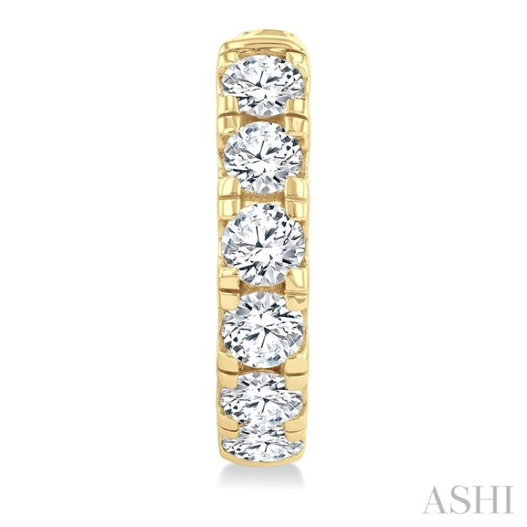 3 Ctw Round Cut Diamond Hoop Earrings in 14K Yellow gold