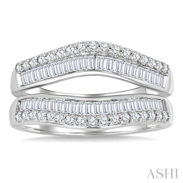 1 1/10 Ctw Baguette and Round Cut Diamond Insert Ring in 14K White Gold
