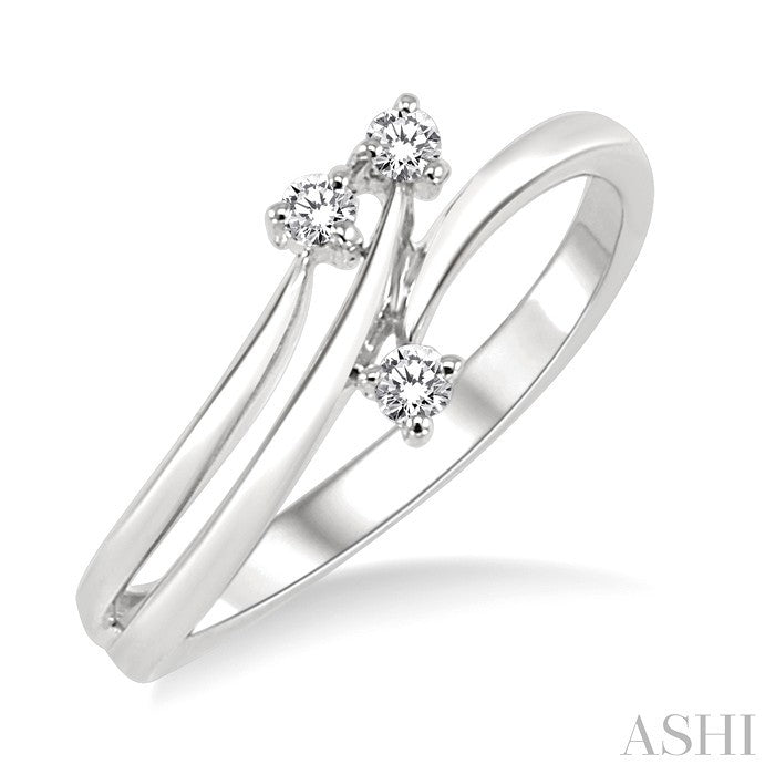 1/10 Ctw Round Cut Diamond Ring in 14K White Gold