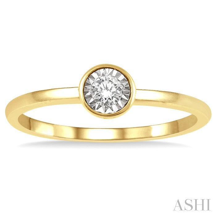 1/50 Ctw Round Cut Diamond Promise Ring in 10K Yellow Gold