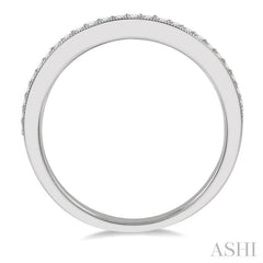 1/5 Ctw Round Cut Diamond Wedding Band in 14K White Gold