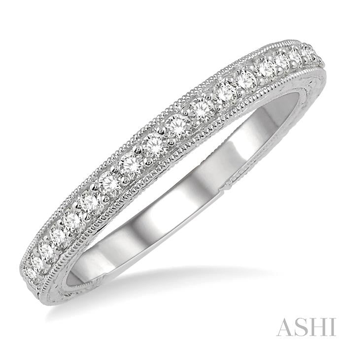 1/4 Ctw Milgrain Border Round Cut Diamond Wedding Band in 14K White Gold
