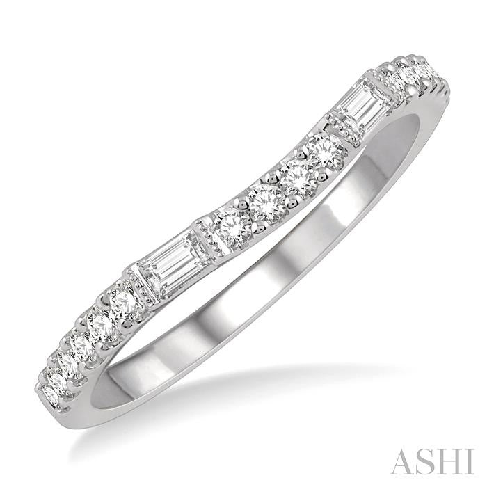 1/3 Ctw Baguette & Round Cut Diamond Wedding Band in 14K White Gold