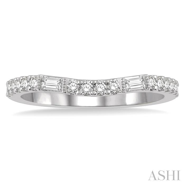 1/3 Ctw Baguette & Round Cut Diamond Wedding Band in 14K White Gold