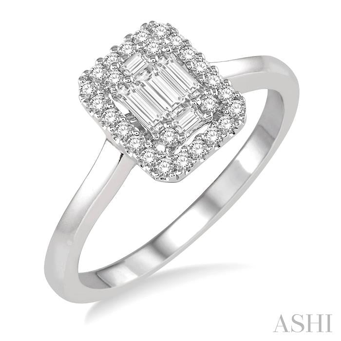 1/3 Ctw Baguette & Round Cut Diamond Ring in 14K White Gold