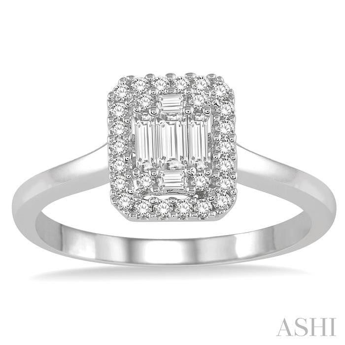 1/3 Ctw Baguette & Round Cut Diamond Ring in 14K White Gold