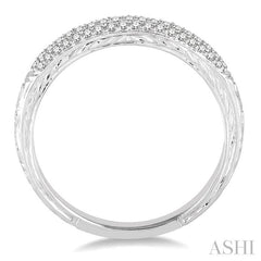1/5 Ctw Round Cut Diamond Wedding Band in 14K White Gold
