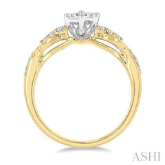 1/2 Ctw Pear Shape Center Criss Cross Carved Shank Lovebright Round Cut Diamond Engagement Ring in 14K Yellow and White gold