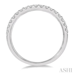 1/3 Ctw Round Cut Diamond Wedding Band in 14K White Gold