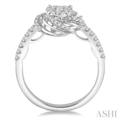 1/2 Ctw Round Cut Diamond Lovebright Engagement Ring in 14K White Gold