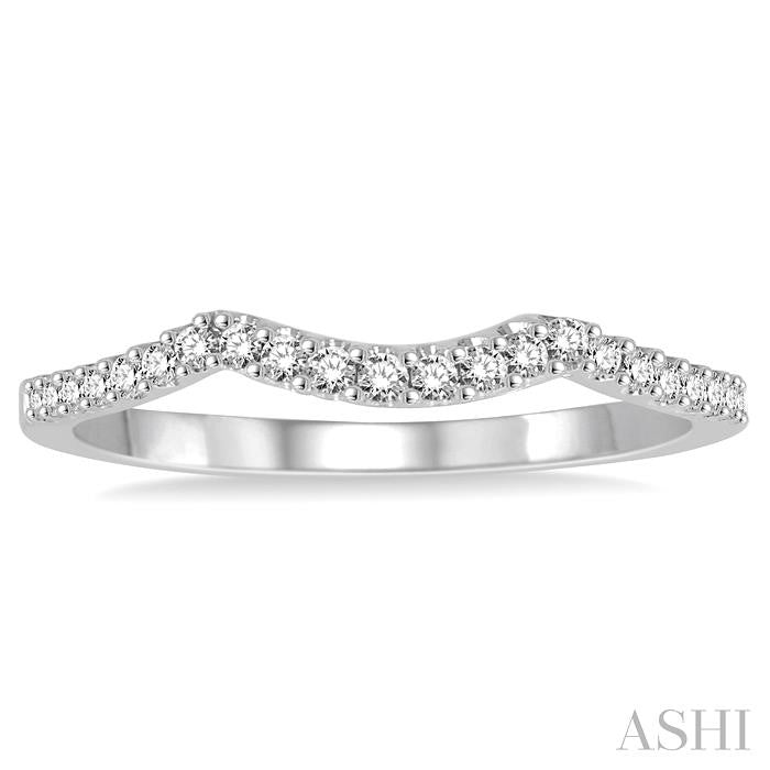 1/6 Ctw Center Curve Round Cut Diamond Wedding Band in 14K White Gold
