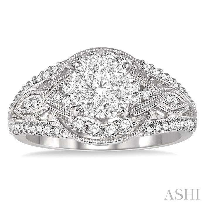 7/8 Ctw Round Diamond Lovebright Engagement Ring in 14K White Gold