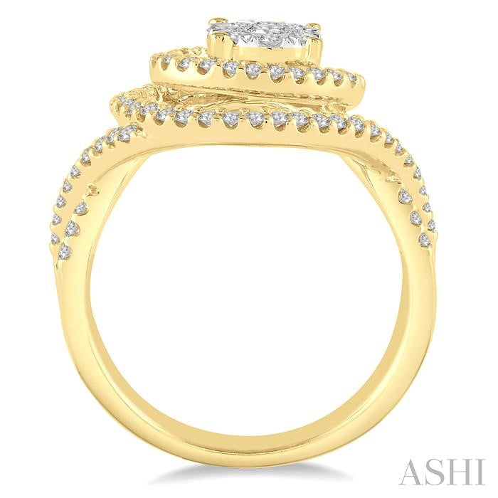 7/8 Ctw Round Cut Diamond Lovebright Ring in 14K Yellow and White Gold