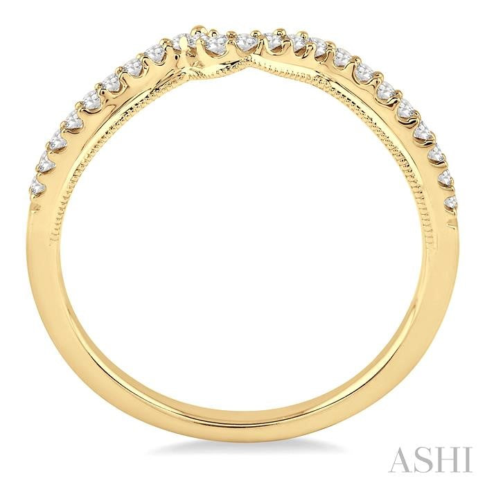 1/6 Ctw Round Cut Diamond Wedding Band in 14K Yellow Gold