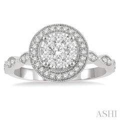 1/2 Ctw Criss Cross Shank Circular Lovebright Round Cut Diamond Engagement Ring in 14K White Gold