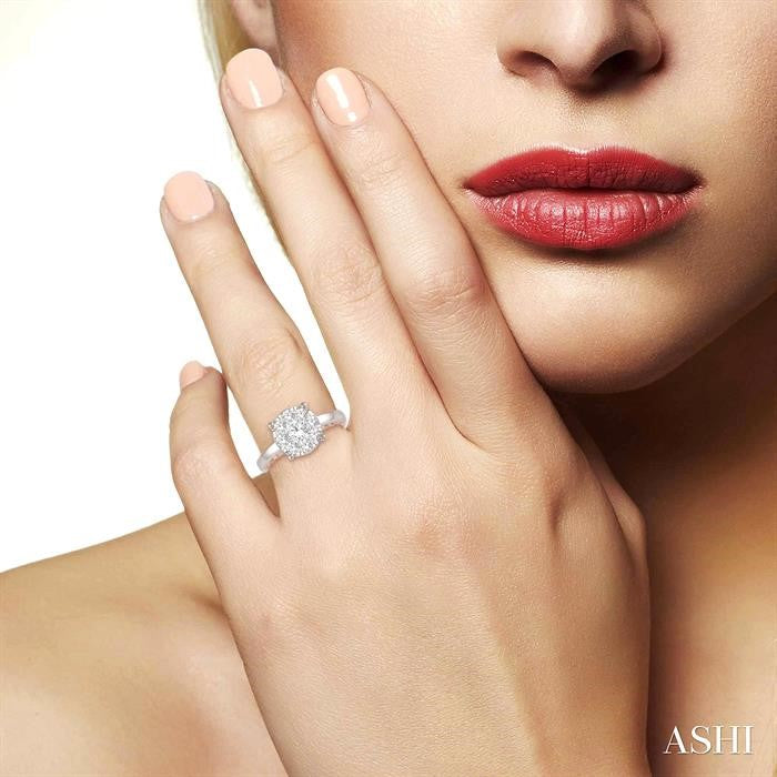 1 Ctw Round Diamond Lovebright Solitaire Style Engagement Ring in 14K White and Rose Gold