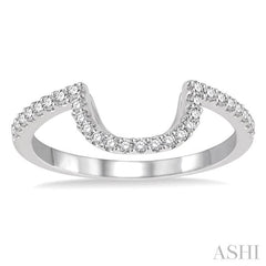 1/4 Ctw Round Cut Diamond Wedding Band in 14K White Gold