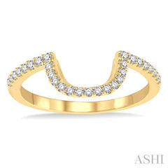 1/4 Ctw Round Cut Diamond Wedding Band in 14K Yellow Gold