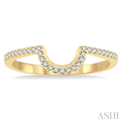 1/6 Ctw Round Cut Diamond Wedding Band in 14K Yellow Gold