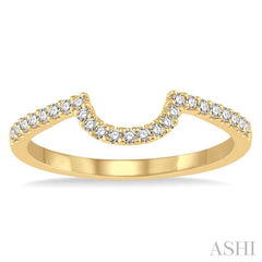 1/5 Ctw Round Cut Diamond Wedding Band in 14K Yellow Gold