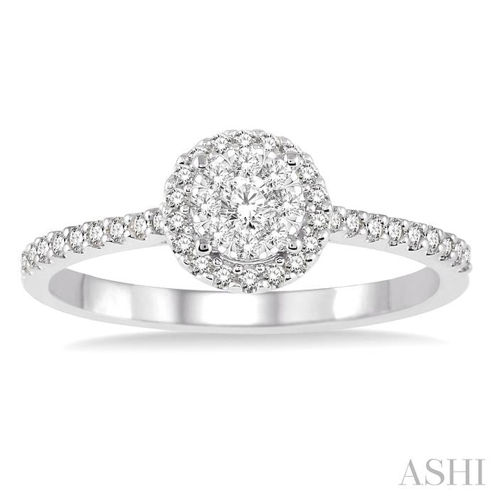 1/3 Ctw Round Shape Diamond Lovebright Ring in 14K White Gold