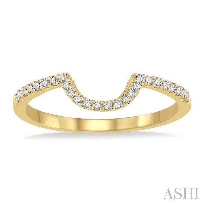 1/5 Ctw Round Cut Diamond Wedding Band in 14K Yellow Gold