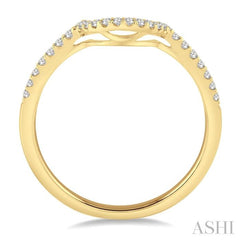 1/5 Ctw Round Cut Diamond Wedding Band in 14K Yellow Gold