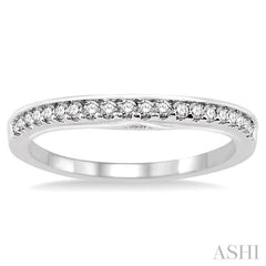 1/4 Ctw Round Cut Diamond Wedding Band in 14K White Gold