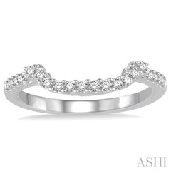 1/4 Ctw Round Cut Diamond Wedding Band in 14K White Gold