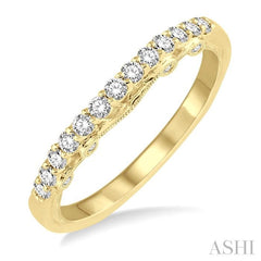 1/3 Ctw Round Cut Diamond Wedding Band in 14K Yellow Gold