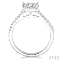 3/4 Ctw Round Cut Diamond Square Shape Lovebright Ring in 14K White Gold