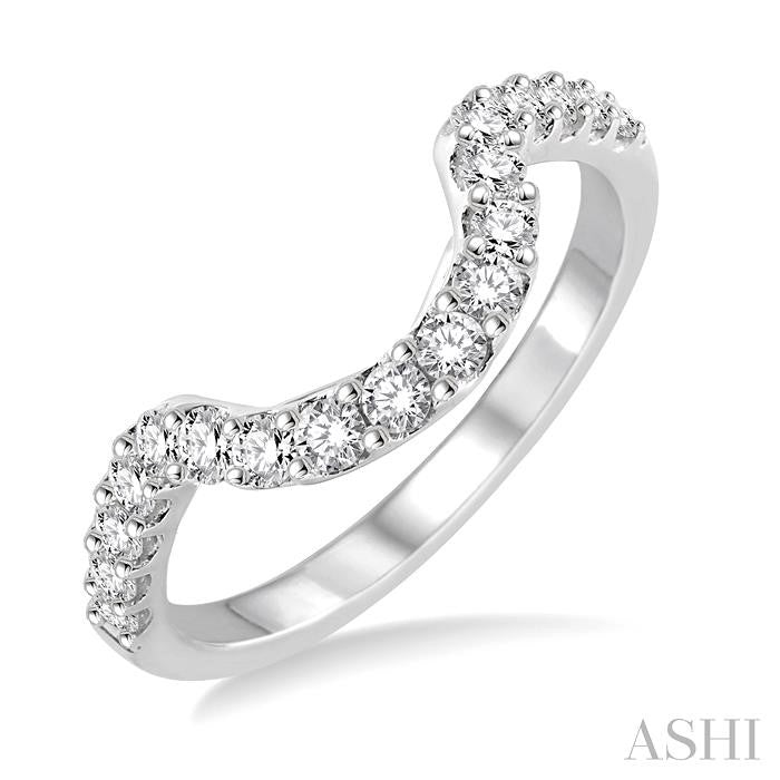 1/5 Ctw Deep Curve Center Round Cut Diamond Wedding Band in 14K White Gold