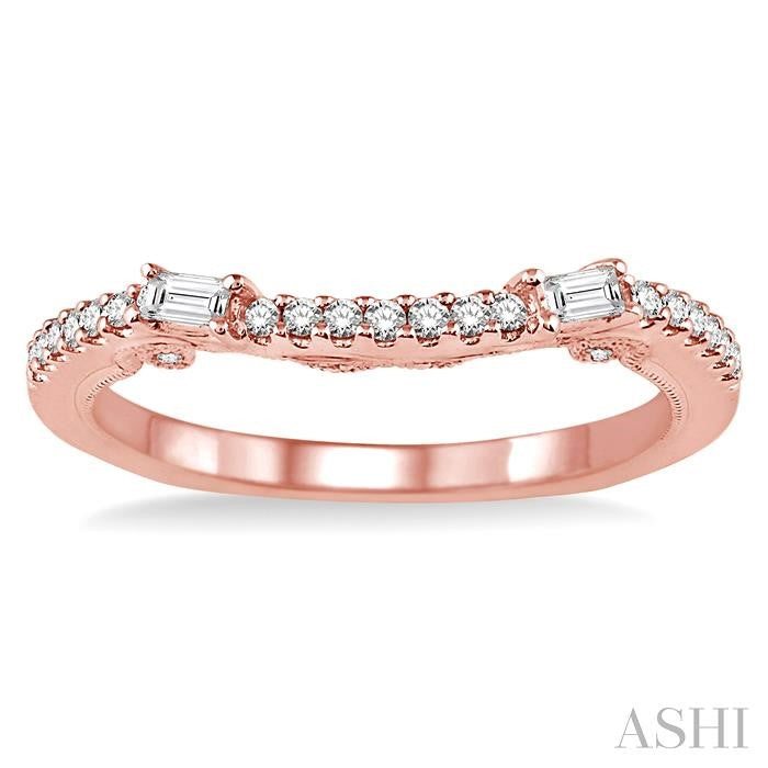 1/4 Ctw Round Cut Diamond Wedding Band in 14K Rose Gold