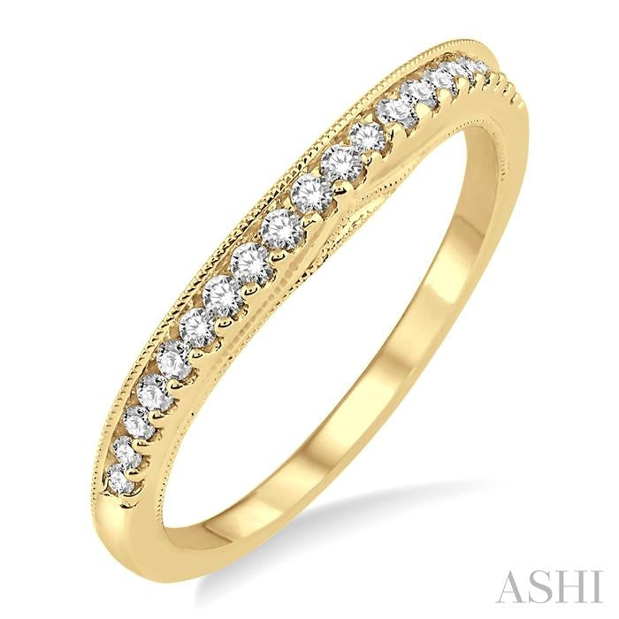 1/4 Ctw Round Cut Diamond Wedding Band in 14K Yellow Gold