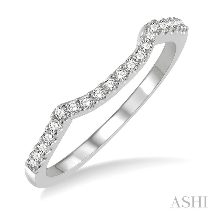 1/6 Ctw Crescent Round Cut Diamond Wedding Band in 14K White Gold