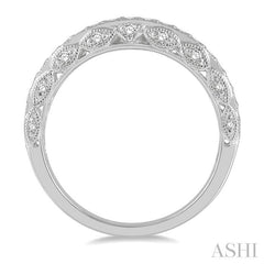 3/8 Ctw Lattice Round Cut Diamond Wedding Band in 14K White Gold