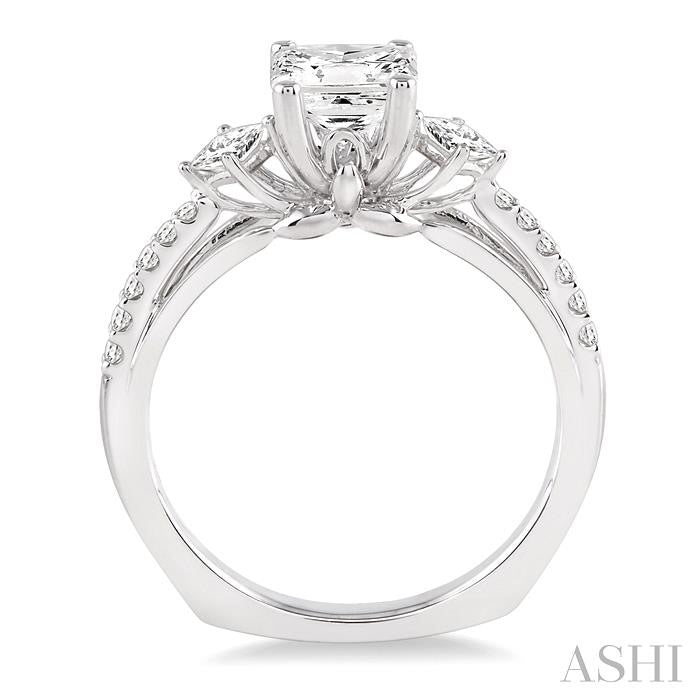 7/8 Ctw Diamond Engagement Ring with 1/2 Ct Princess Cut Center Stone in 14K White Gold