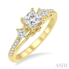 1/3 Ctw Diamond Semi-Mount Engagement Ring in 14K Yellow Gold