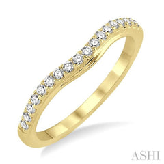 1/4 Ctw Round Cut Diamond Wedding Band in 14K Yellow Gold