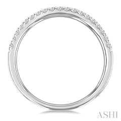 1/5 Ctw Round Cut Diamond Wedding Band in 14K White Gold