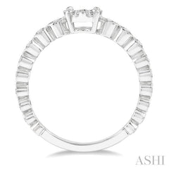 1/3 Ctw Round Shape Lattice Lovebright Diamond Cluster Ring in 14K White Gold