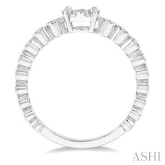 1/3 Ctw Round Shape Lattice Lovebright Diamond Cluster Ring in 14K White Gold