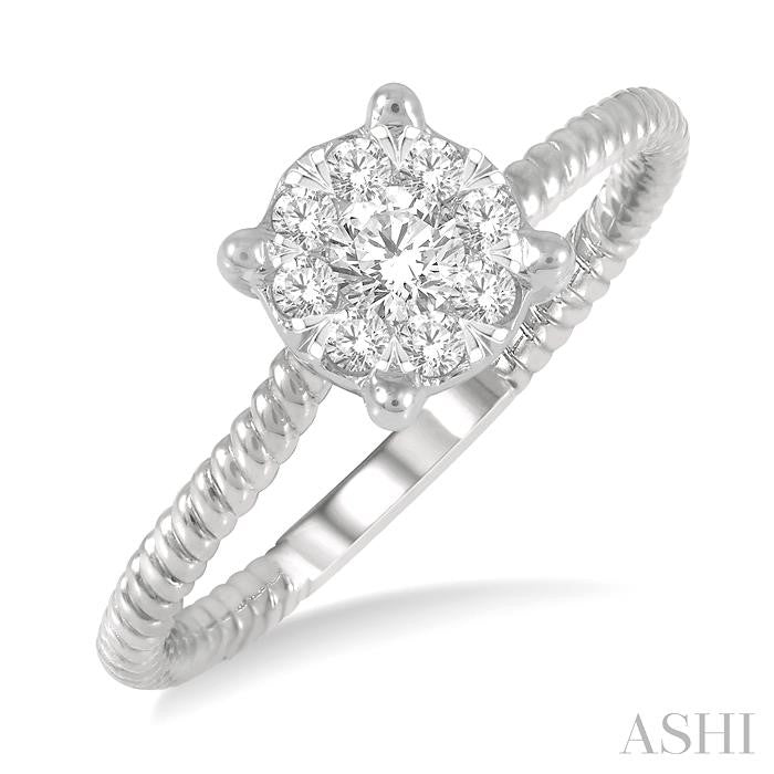 1/3 Ctw Rope Shank Lovebright Round Cut Diamond Cluster Ring in 14K White Gold