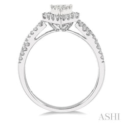 1/2 Ctw Pear Shape Bow Shank Lovebright Round and Baguette Diamond Ring in 14K White gold