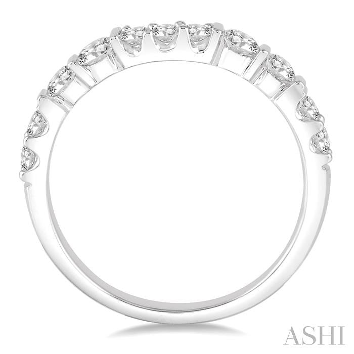 5/8 Ctw Round Cut Diamond Wedding Band in 14K White Gold