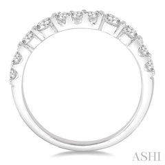 5/8 Ctw Round Cut Diamond Wedding Band in 14K White Gold