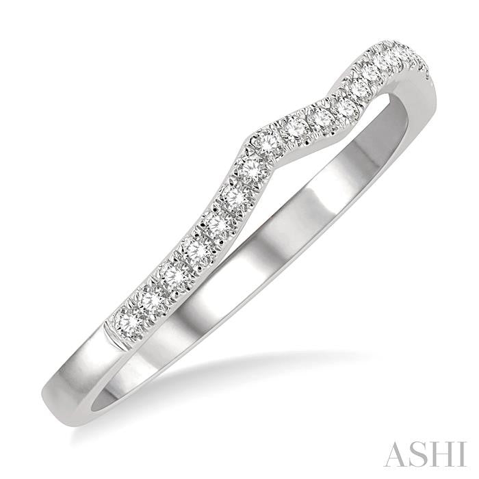 1/6 Ctw Arched Chevron Round Cut Diamond Wedding Band in 14K White Gold