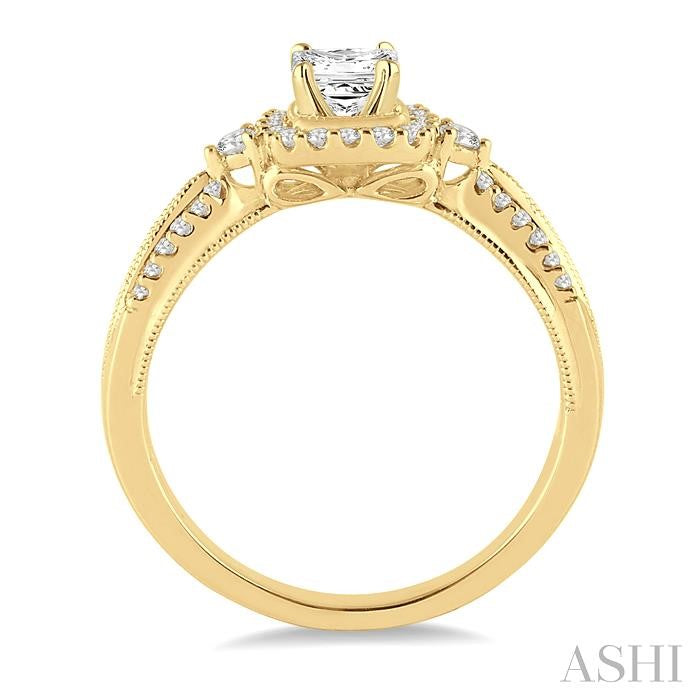 1/2 Ctw Diamond Engagement Ring with 1/5 Ct Princess Cut Center Stone in 14K Yellow Gold